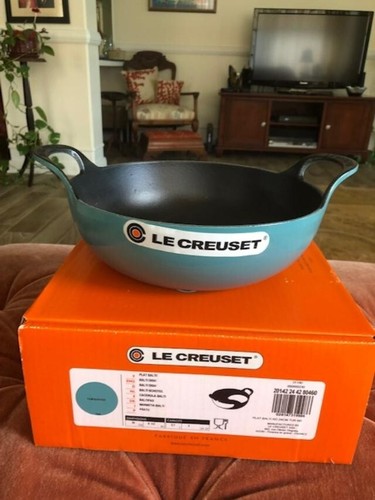 Le Creuset CAST IRON Balti Dish 3 qt 9 1/2” Turquoise Blue