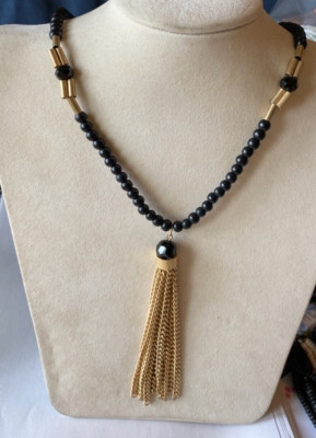 VTG EXPRESS BLACK BEAD AND GOLD TONE 4'' FRINGE TASSLE DANGLE NECKLACE 30''
