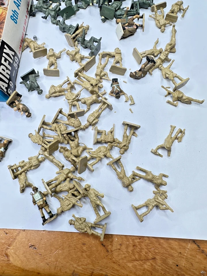 Airfix soldiers 1/72 WW2 8th ARMY BRITISH 2 BOXES approx 120+ others - Image 4 of 4