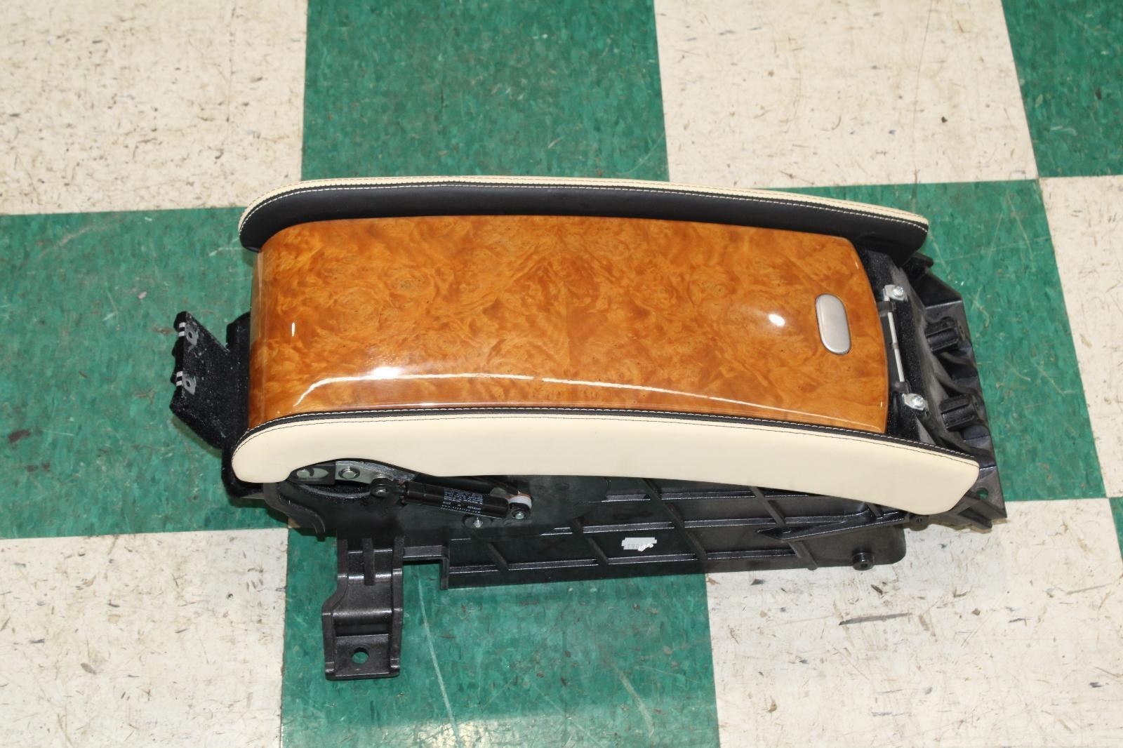 Bentley Flying Spur 2013-2018 Rear Armrest