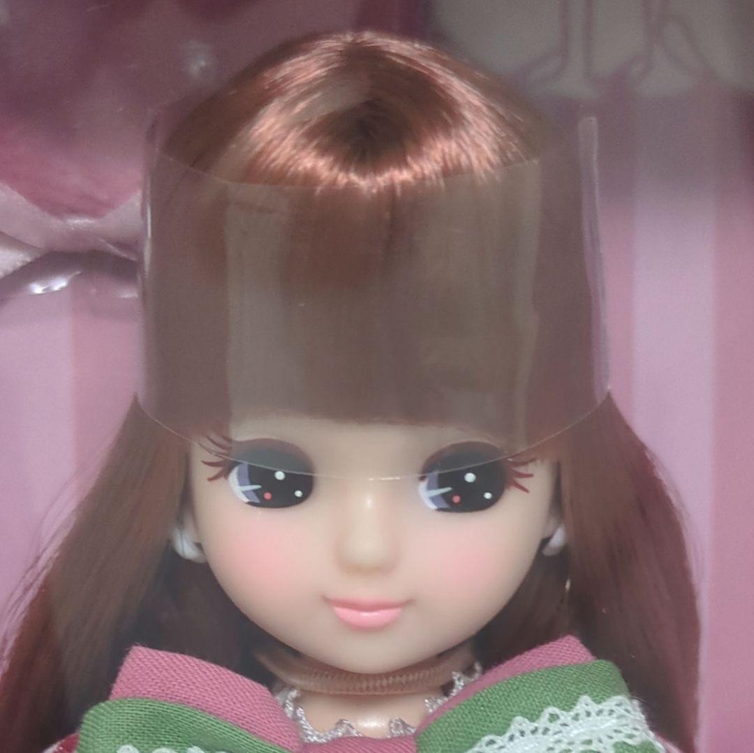 Licca-chan Castle 2025 symbol Licca-chan strawberry dress #932f6b