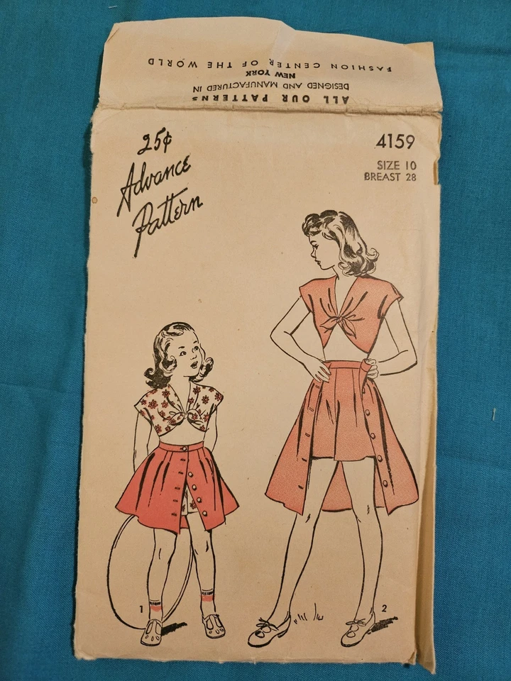  Vintage 1940s Advance 4159 Complete Shorts Skirt Topper girls size 10 Playsuit  - Image 2 of 4