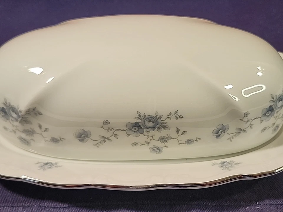 Guirnalda azul Johann Haviland 1/4 lb. Plato de mantequilla cubierto descontinuado 1990 Foto 2 de 4