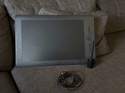 Wacom Intuos Pro L schwarz inkl. Stylus pth851/k