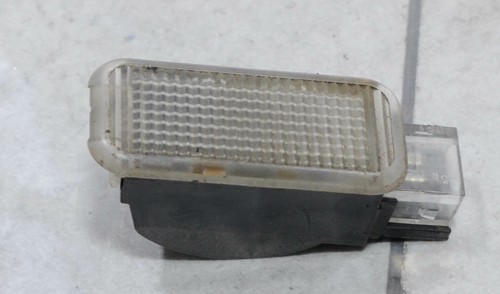 VW Passat 3BG Variant Bj 2001 Eistiegs Tür Leuchte vorne LINKS #73129-F27