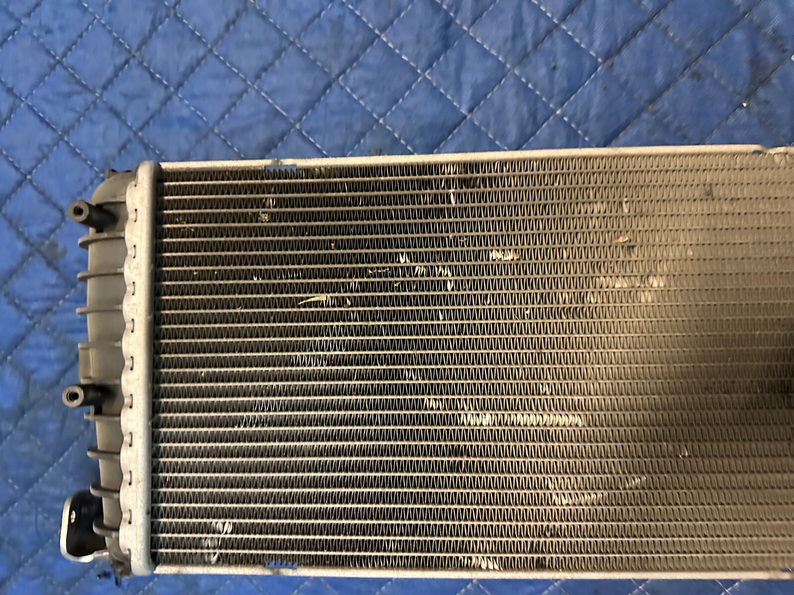 2018 AUDI R8 PLUS V10 REAR LEFT DRIVER RADIATOR 4S0 121 212 A 4S0121212A