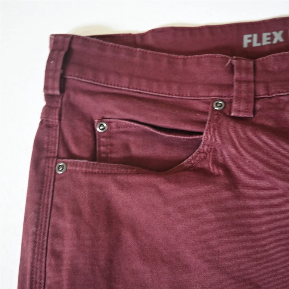 Pantalones de mezclilla para hombre Duluth 38x36 62752 relajados rojos flexibles Foto 2 de 4
