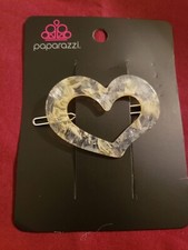 Paparazzi HEART NOT TO LOVE white hair clip