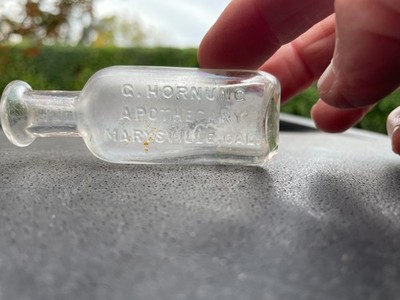 G. HORNUNG APOTHECARY MARYSVILLE, CAL. RARE VARIATION PHARMACY BOTTLE
