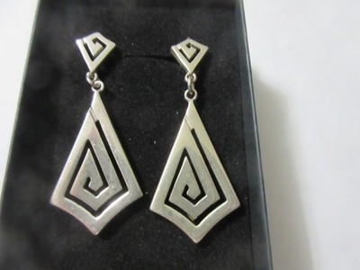 Signed 925 Maker's Mark Solid Sterling Silver Dangles Pierced Earrings Studs