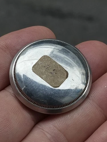 Has 1 vintage case back ROLEX 6062 . Sell as pictured