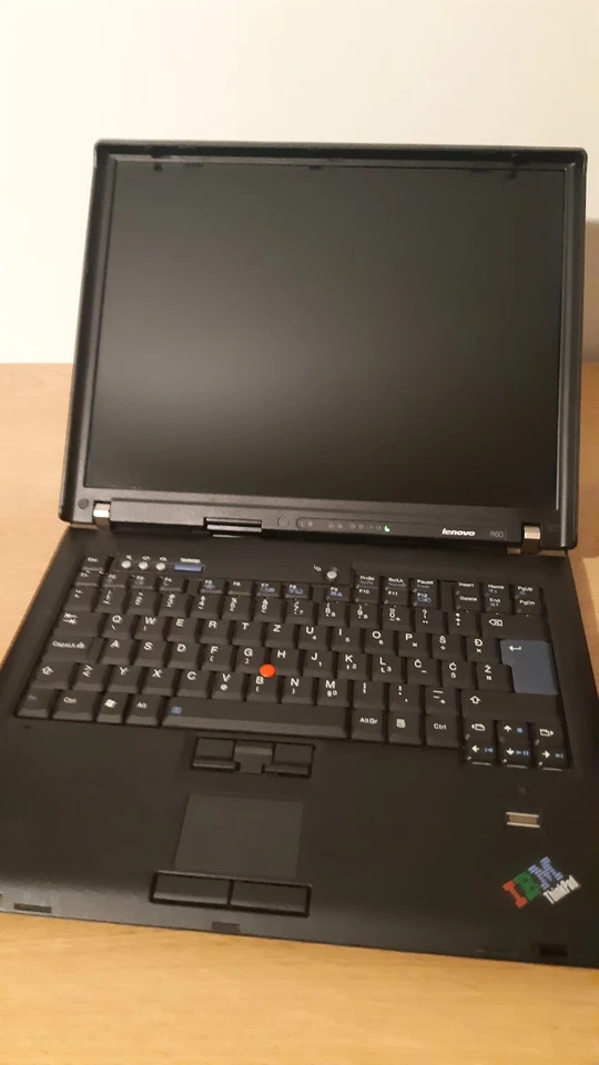 IBM ThinkPad R60 Core 2 Duo 15" Windows 7 Ultimate - Image 2 of 4
