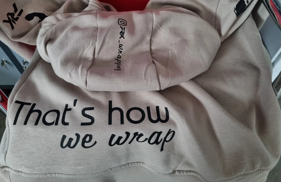 Textil Aufkleber Skull Gun Shirt 20cm Totenkopf Sticker Bügelfolie Pullover - Bild 4 von 4