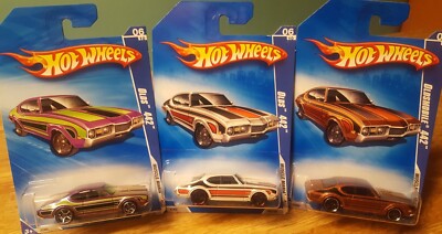 Hot Wheels 1968 Olds 442 Oldsmobile 1:64 Scale 2009 Lot of 3 Color