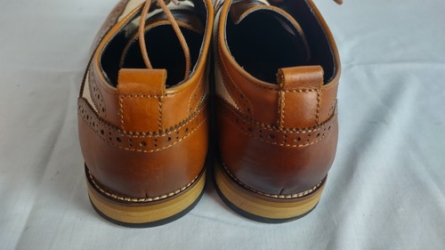 La Milano Men's Oxford Leather Pegasus Dress Shoes Size 10 Lace Up - Picture 6 of 13