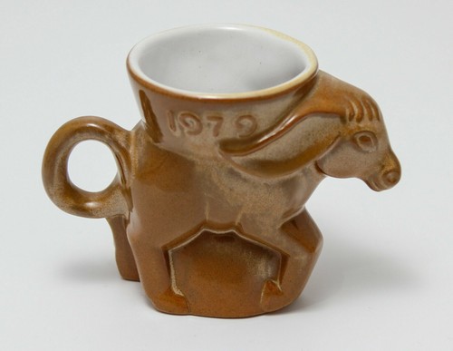 1979 Frankoma Democratic (DEM) Donkey Political Mug. Braun Satin - Bild 1 von 6
