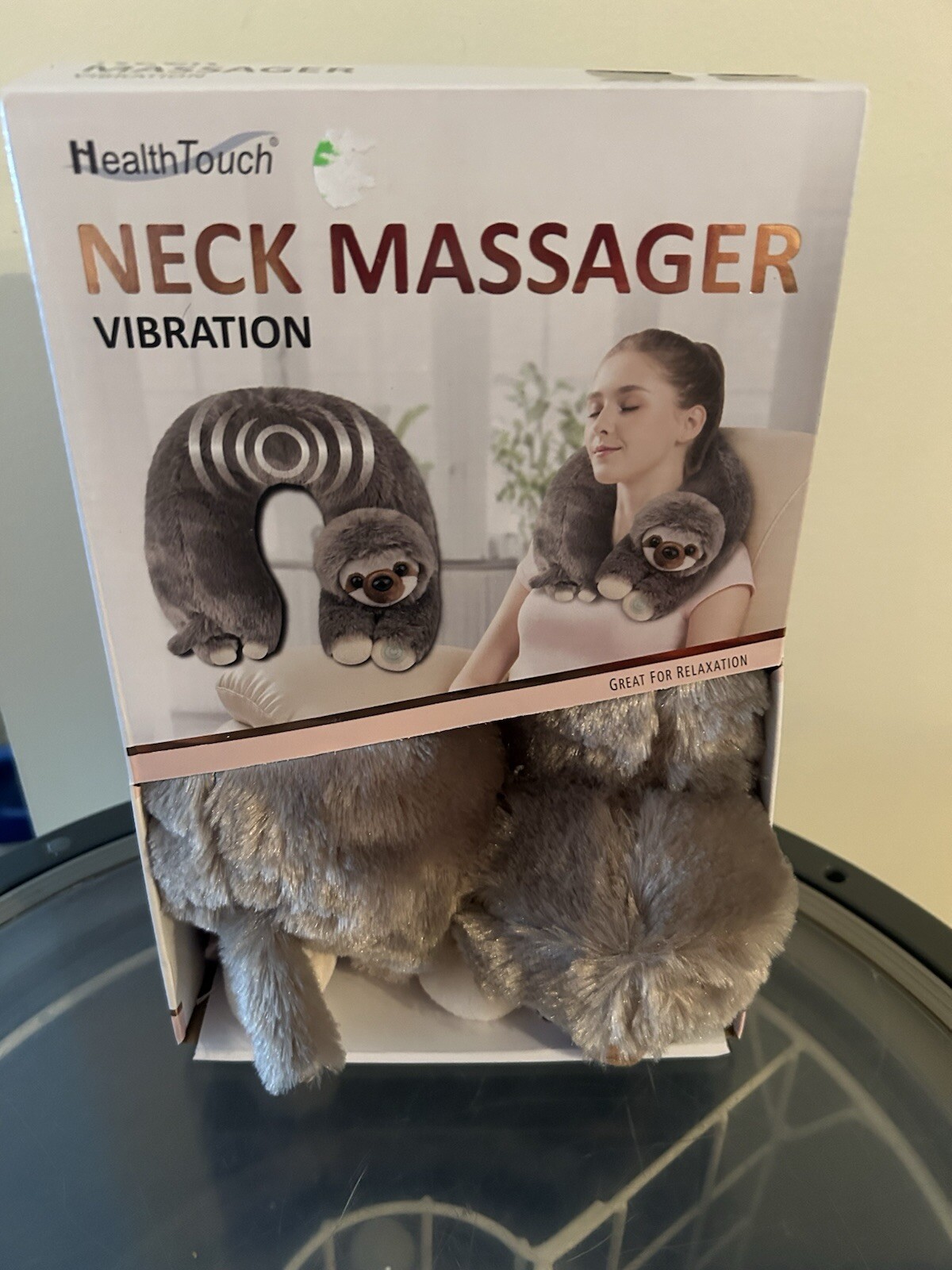 NEW HEALTHTOUCH SOOTHINGVIBRATING NECK MASSAGER