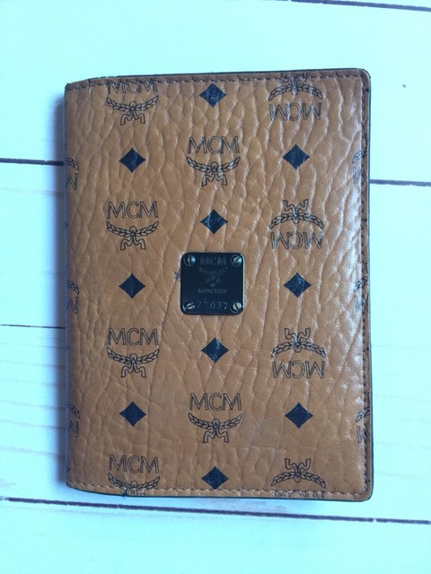 mcm cardholder sale