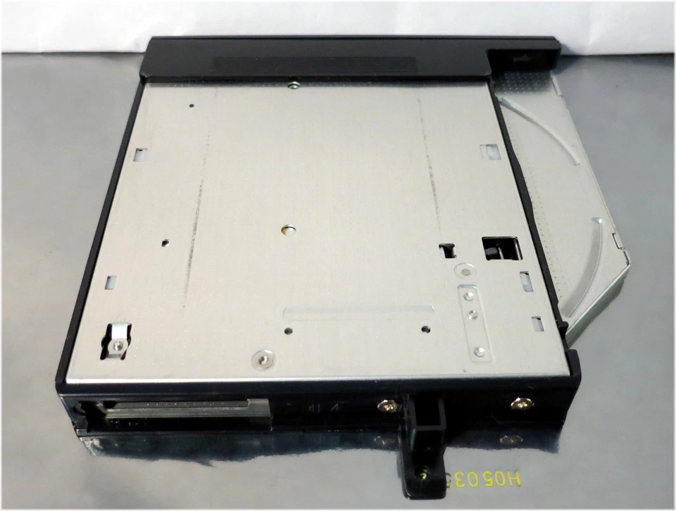 Acer TravelMate 4070 8X DVD±RW Drive DVR-K16RS - Image 4 of 4