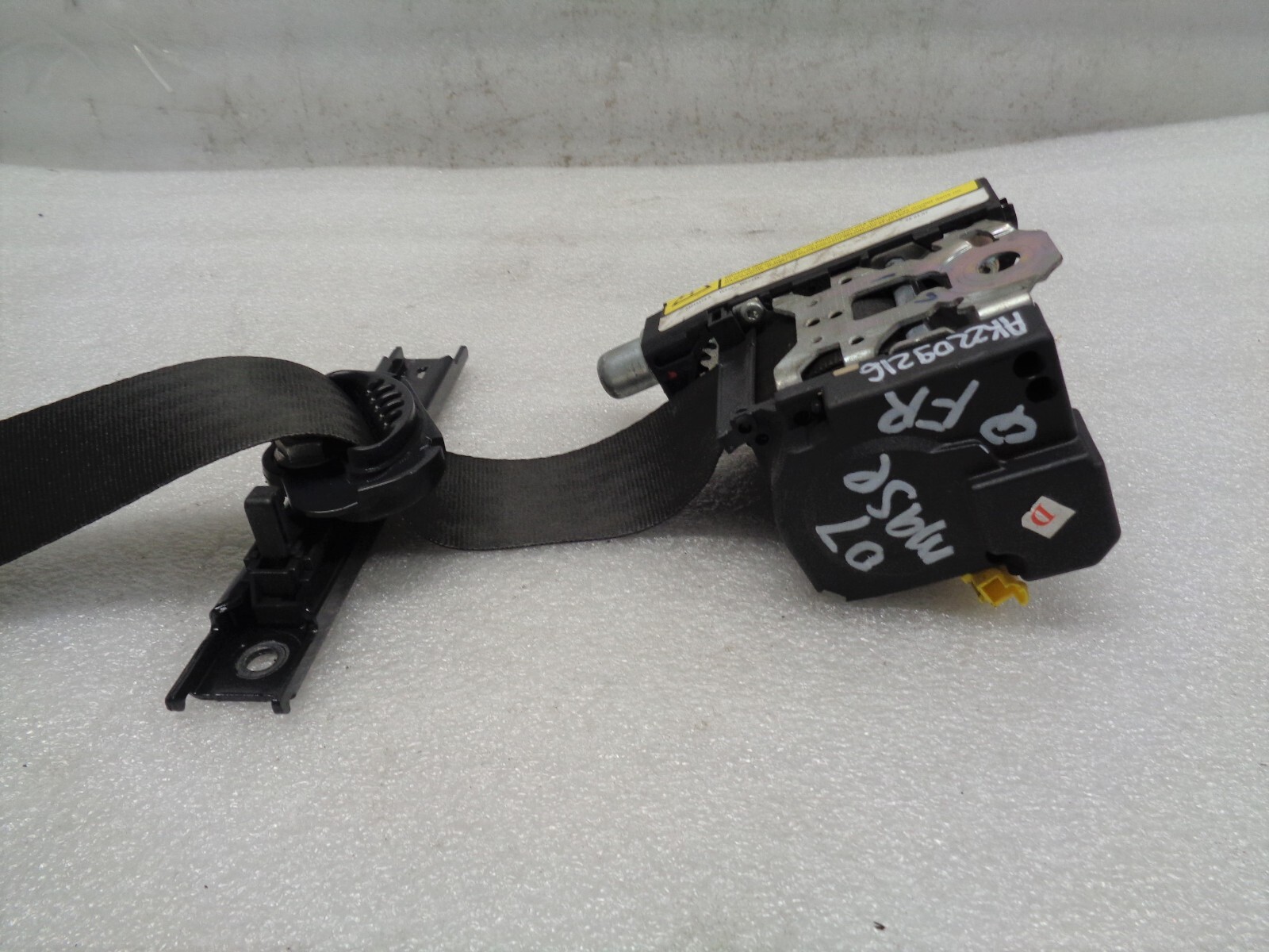 03-07 Maserati Quattroporte M139 Front Right Seat Belt Retractor OEM AK2209216