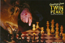 TWIN PEAKS DEFINITIVE BOX POATCARD # 57 CHESS BOARD