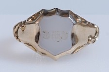 Antique Victorian Yellow Gold Signet Ring white Chalcedony Intaglio Seal