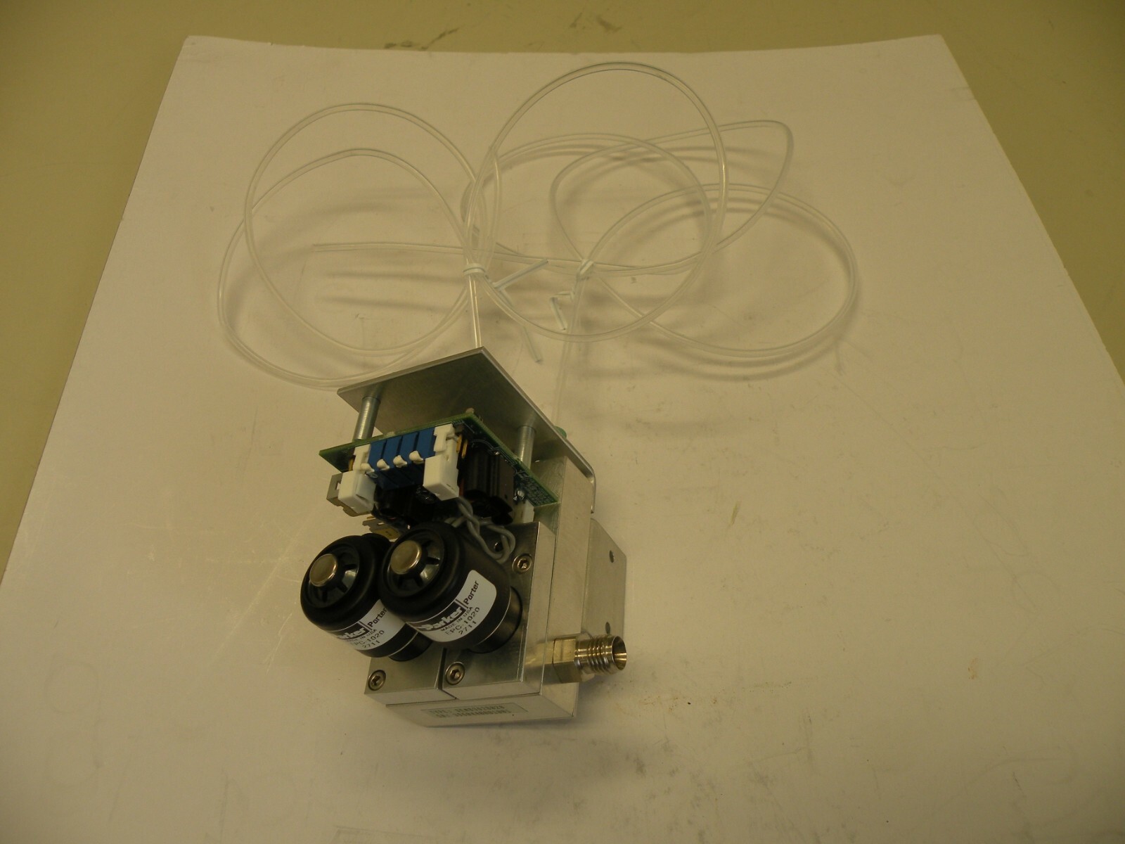 THERMO FINNIGAN DUAL EPC-1020 VALVES & PCB W/ HOSES FOR LCQ DECA KA20122-000