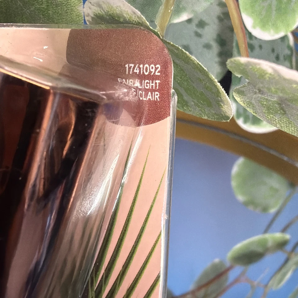 2 Pack Physicians Formula Butter Glow Contour Wand Fair Light Radiance Boosting - Image 2 of 4