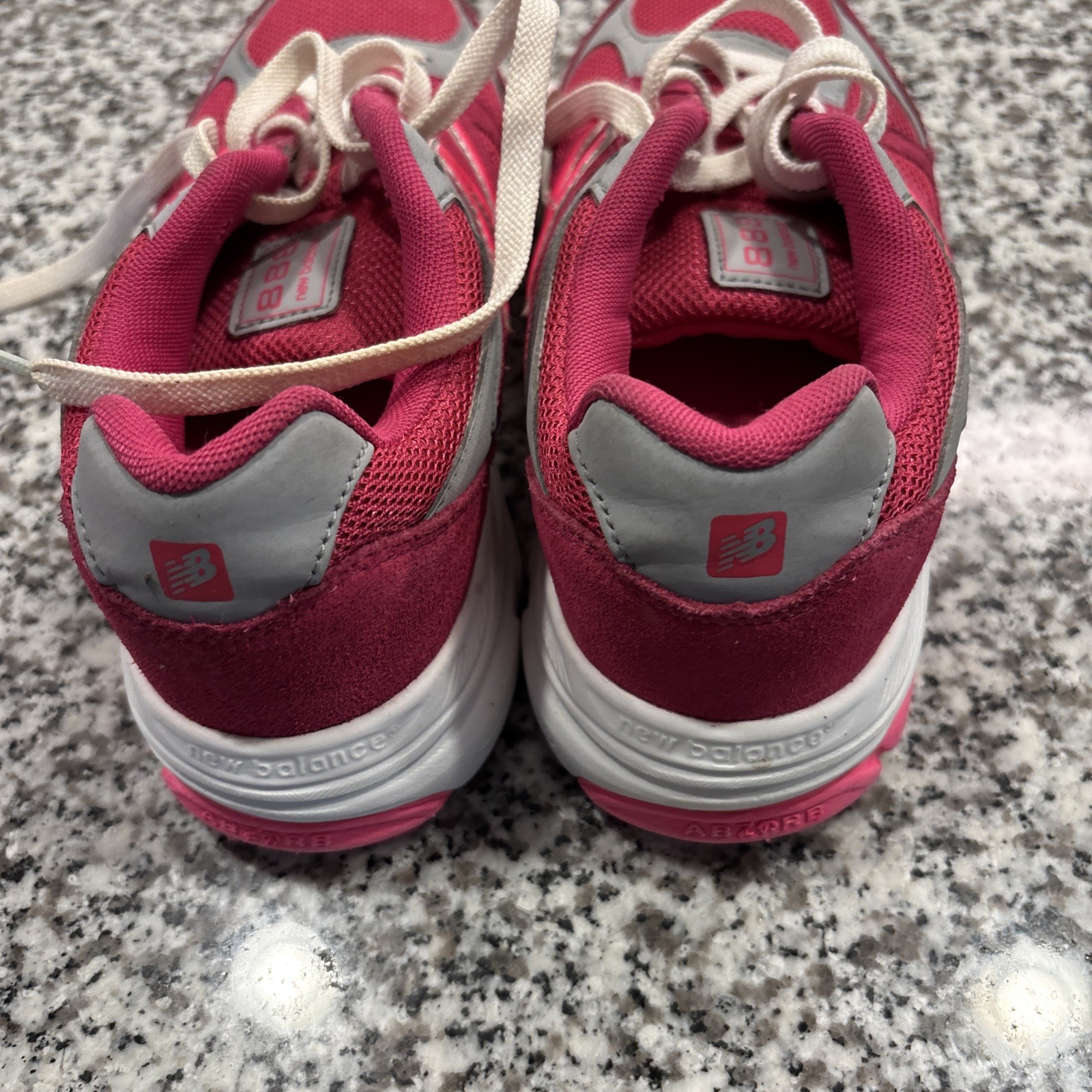 Girls Size 888 Pink New Balance MESH RUNNING SIZE 7 thumbnail 5