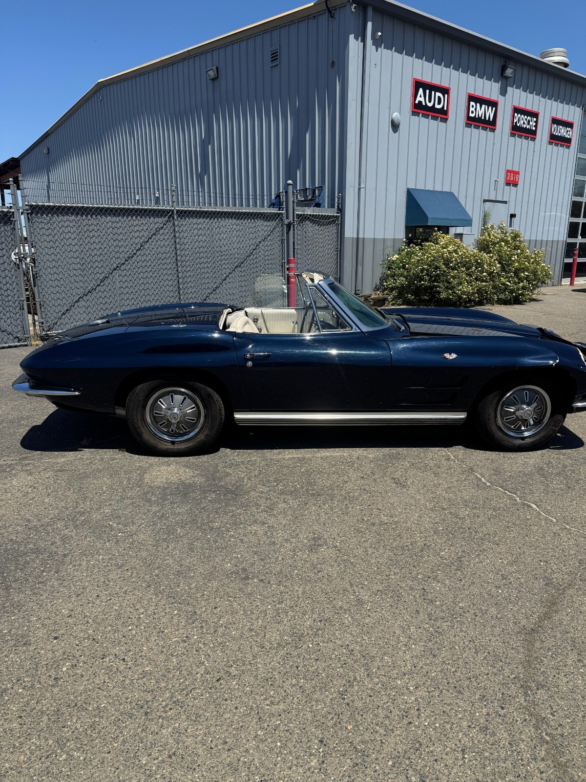1964 Blue Chevrolet Corvette   | C2 Corvette Photo 8