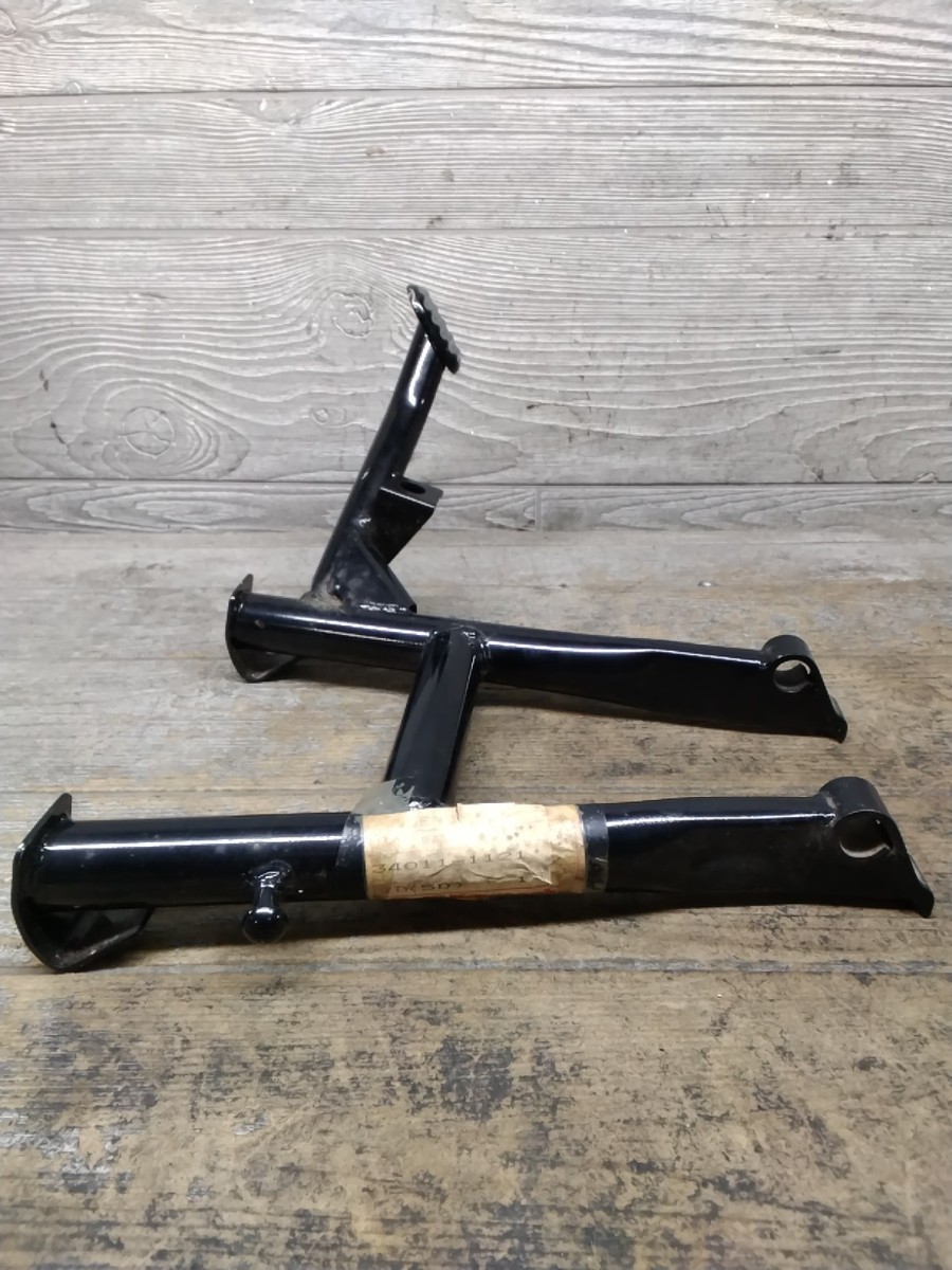New Genuine Kawasaki Oem ZX600 Ninja ZX 600R Frame Center Kick