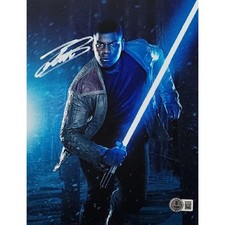 John Boyega Signed Photo #2 (8x10)