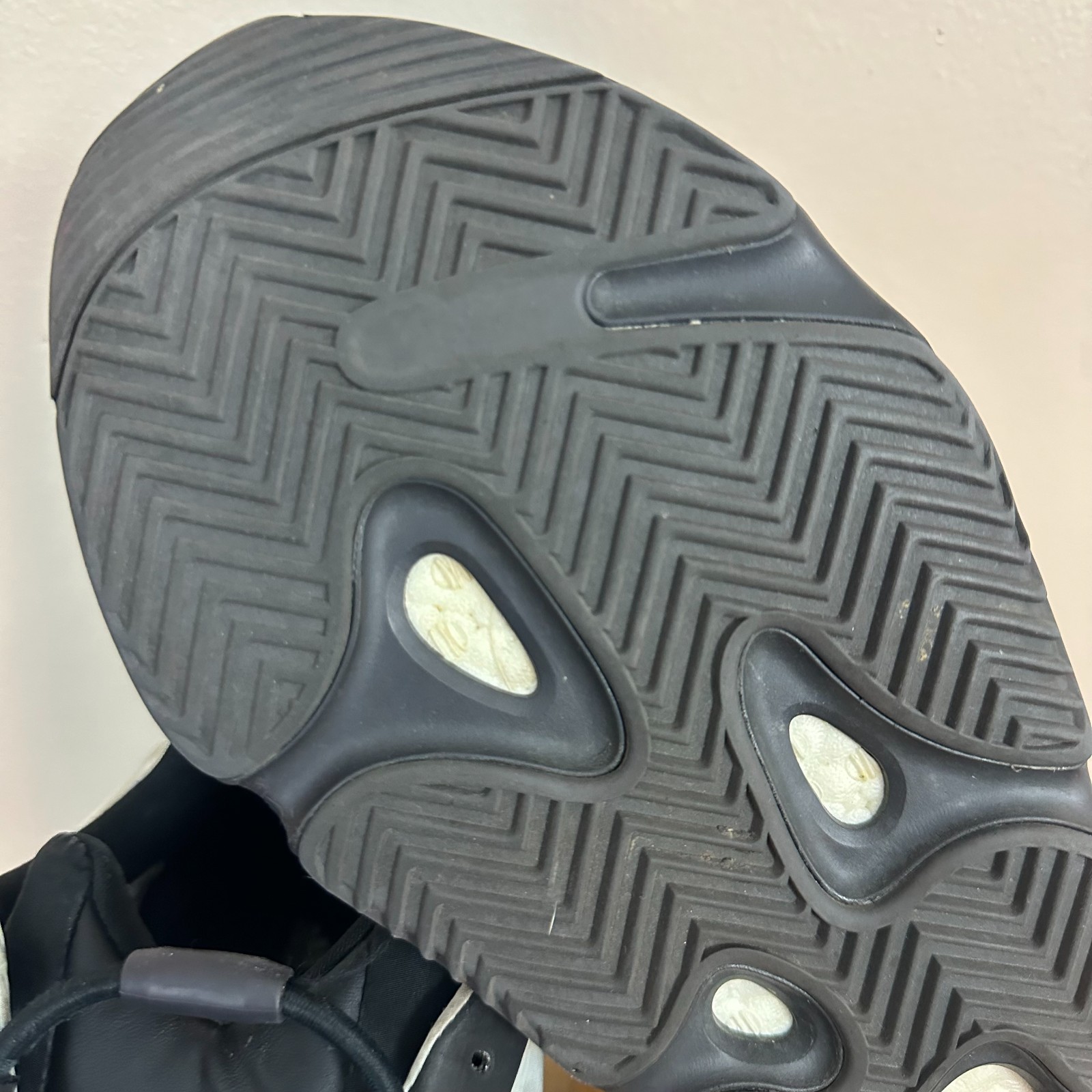 Adidas Yeezy Boost 700 MNVN GZ0711 Men 12 Casual Shoes Silver Nylon Sneaker Read thumbnail 6