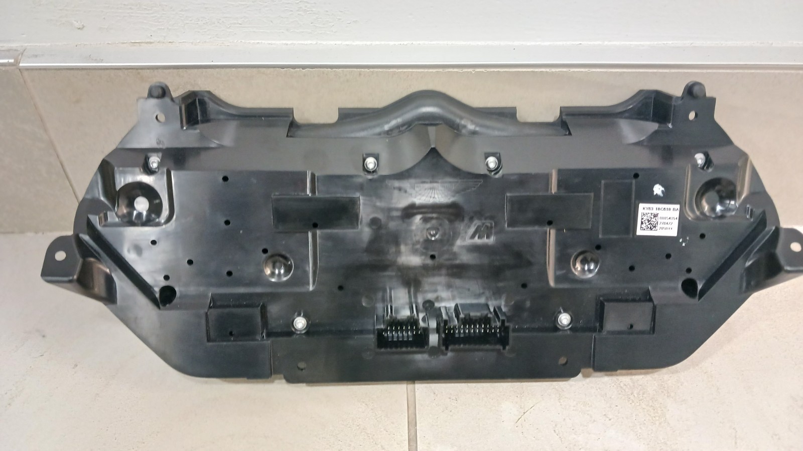 Aston Martin HVAC Switch PK Heat V - KY63-18C618-BA
