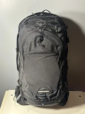 OSPREY MANTA 34 BACKPACK (2023) - Black with rain cover 