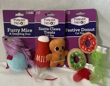 Tres (3) juguetes para gatos Forever Pals: golosinas de Papá Noel, donut festivo y ratones peludos