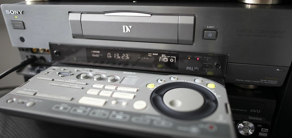 10 x Mini Dv überspielen, Kassetten digitalisieren als MP4 auf USB-Stick inkl. - Bild 4 von 4