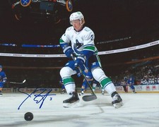Jack Rathbone Signed 8x10 Photo Vancouver Canucks Autographed COA D