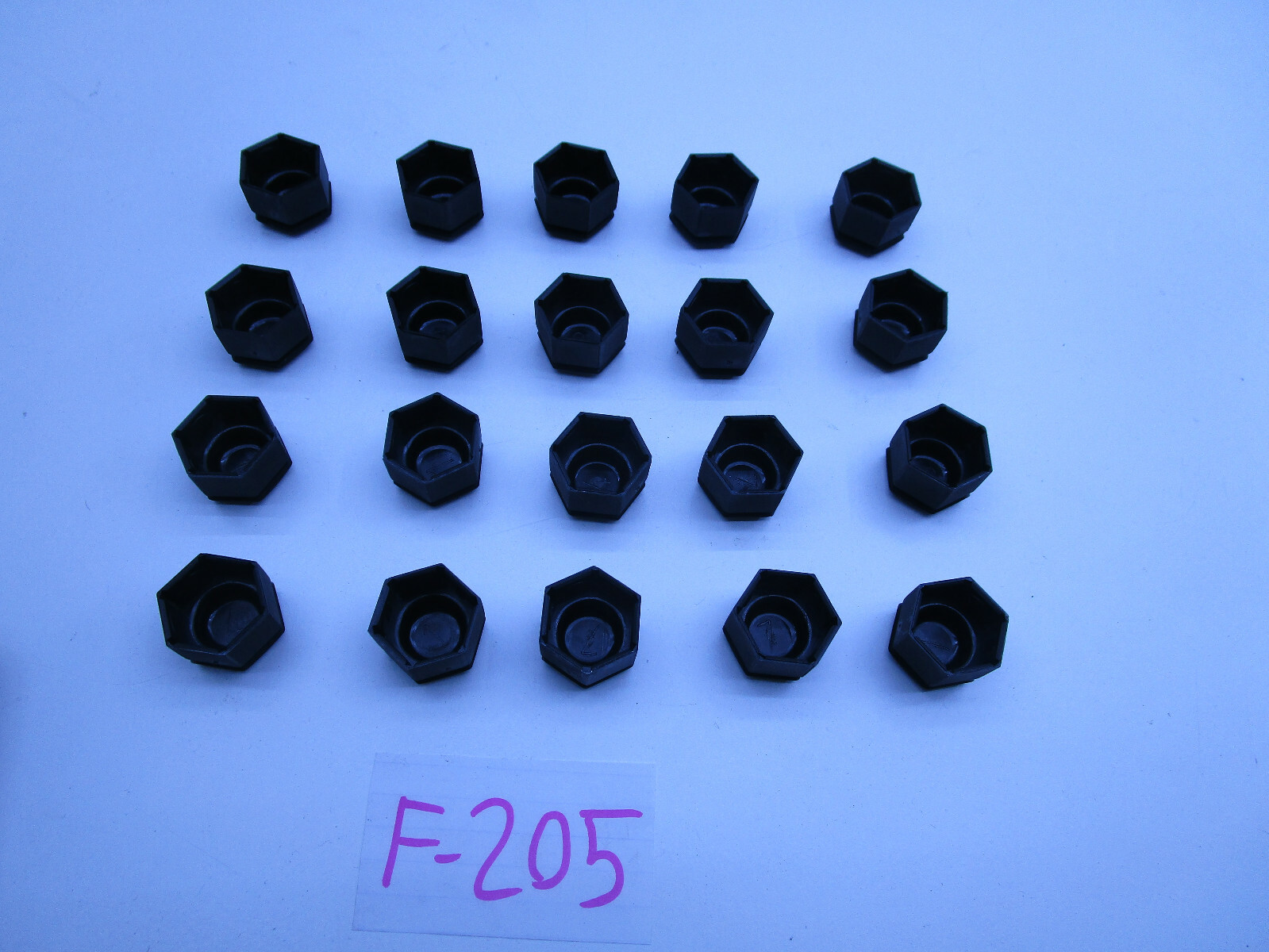 BLACK Wheel Nuts Caps Covers VE VF SS SV6 WM WN HSV HOLDEN COMMODORE