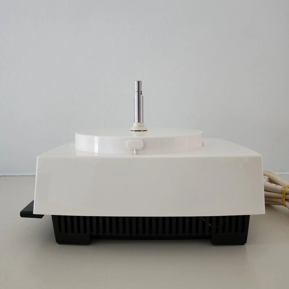 Procesador de alimentos Cuisinart DLC-X PLUS 650W 20 tazas ¡En caja original con extras! - Ámbar Foto 4 de 4