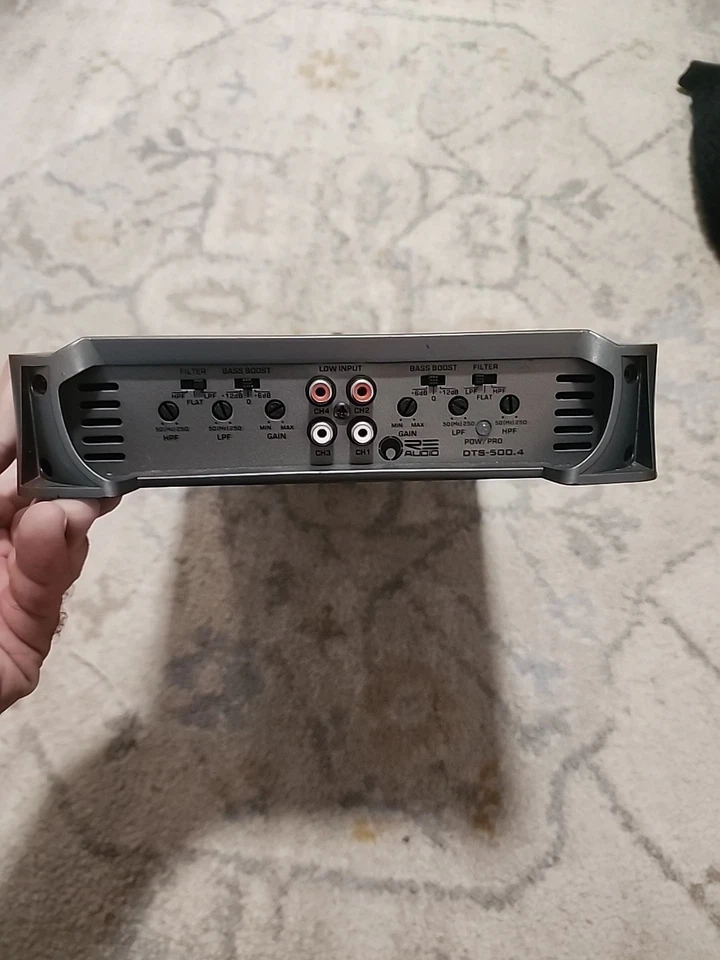 RE Audio Amplifier DTS-500.4 4 CHANNEL HIGH POWER MOSFET AMPLIFIER  - Image 4 of 4