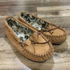Minnetonka Cally Women's Size 7 Beige Leather Lined Moccasins
