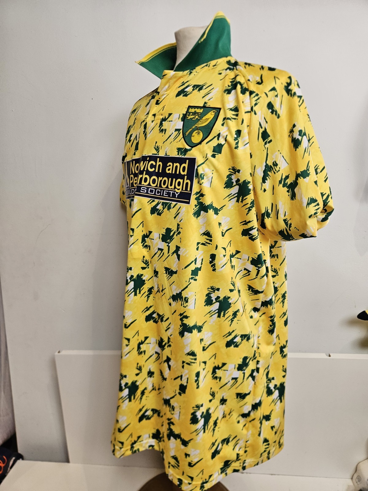 Norwich City Football Shirt Errea UEFA Cup Run 1993 Retro 100% Polyester UK XXL image 4