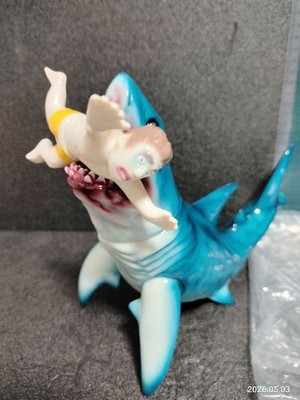 Marmit Out-Of-Print Shark Jaws Soft Vinyl JAWS Megatron Kaiju
