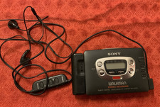 Vintage Sony Walkman WM-GX612 Recording Walkman Radio Cassette player