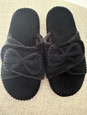 Woman  s Slippers Size 38/39 Brand New In Box
