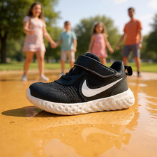 Nike Revolution 5 Toddler Shoes Black White Size 5C BQJ63-003 Kids Sneakers