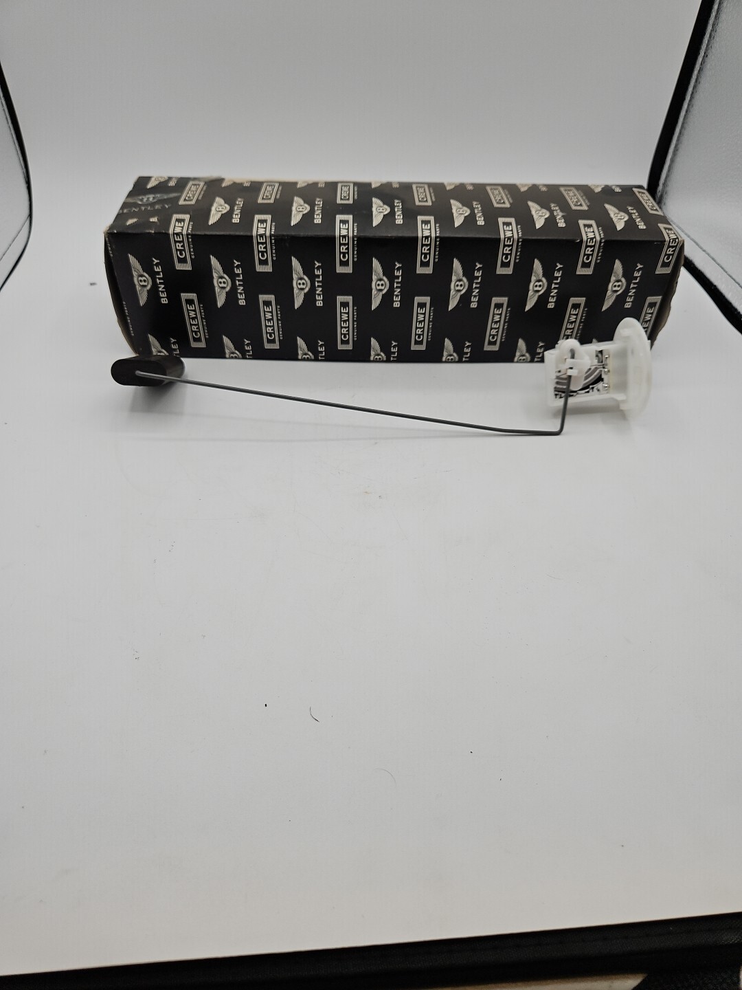 BENTLEY TRANSMITTER FUEL TANK (UE74806)