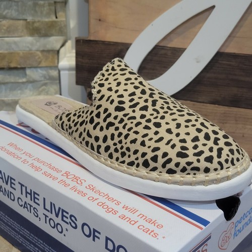skechers leopard bobs