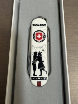VICTORINOX CLASSIC SD 2018限定【Alps Love】 Victorinox Swiss Army Contest Classic SD Limited Edition 2018